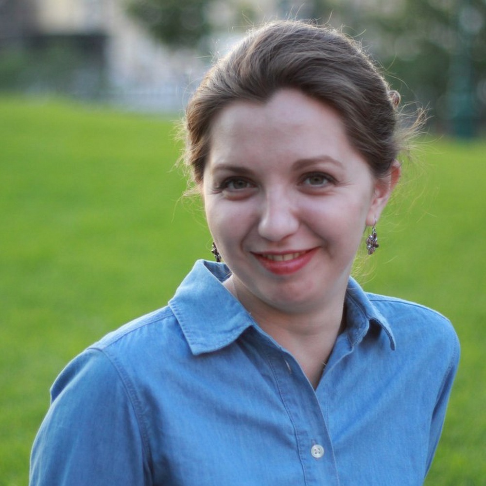 Meet your Posher, Julia